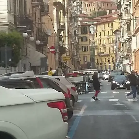 La Casa Dei Dipinti Delle Cinque Terre