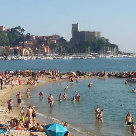 La Casa Dei Dipinti Delle Cinque Terre La Spezia